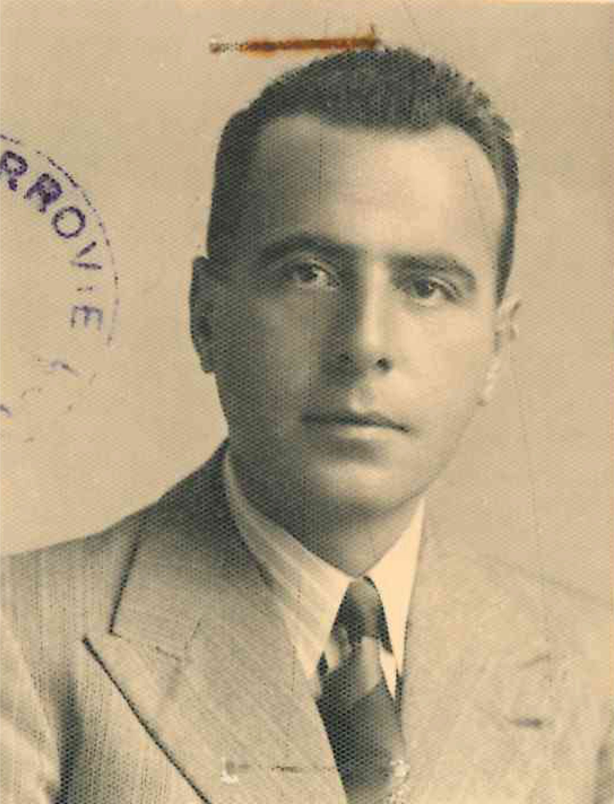 Passport photo of Cesare